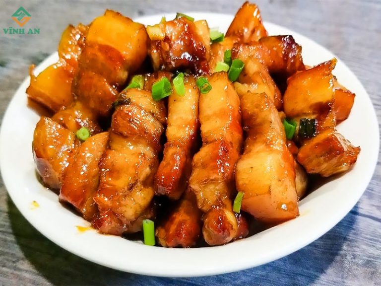 Cách làm thịt ba chỉ rang cháy cạnh chuẩn vị, ngon hơn nhà hàng